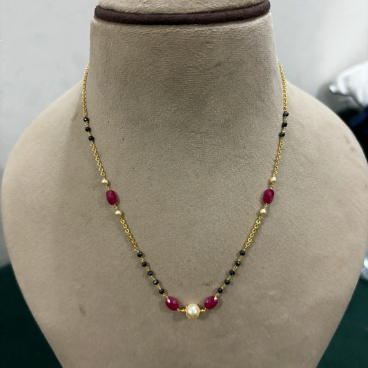 Hk0203 Black Beads Mix of Pearl & Ruby Beads