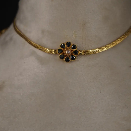 Black Choker Hk0350